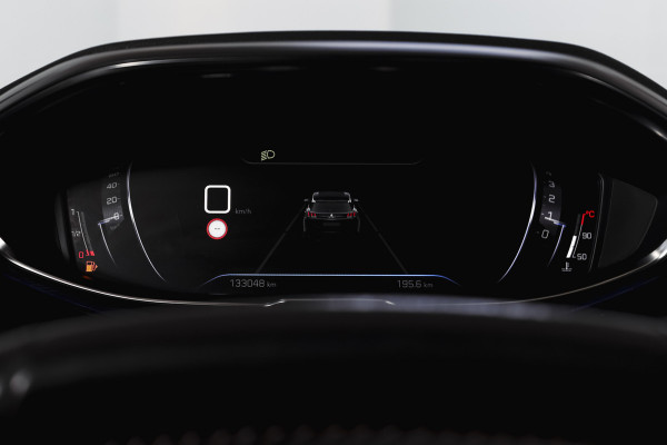 Peugeot 3008 1.2 PureTech Active 131 PK | Dig. Cockpit | Cruise | Stoelverw. | PDC | ECC | Trekhaak | LM 17" |