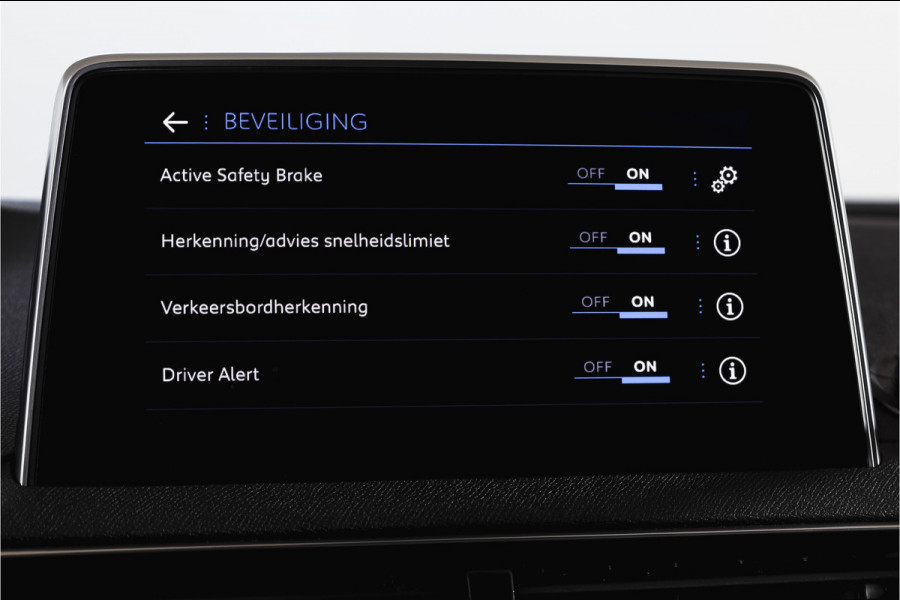 Peugeot 3008 1.2 PureTech Active 131 PK | Dig. Cockpit | Cruise | Stoelverw. | PDC | ECC | Trekhaak | LM 17" |