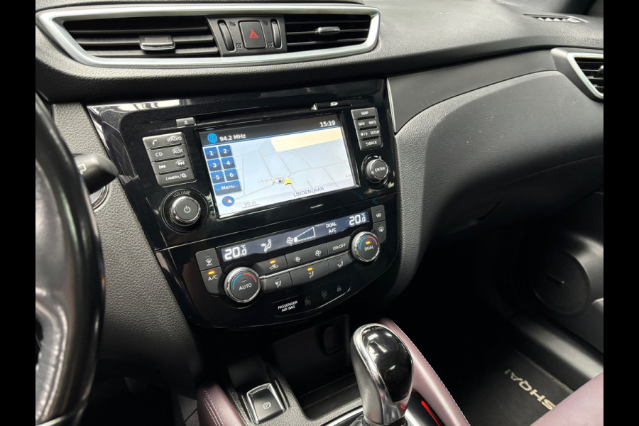 Nissan QASHQAI 1.2 Tekna / Leder / Panorama dak / Trekhaak