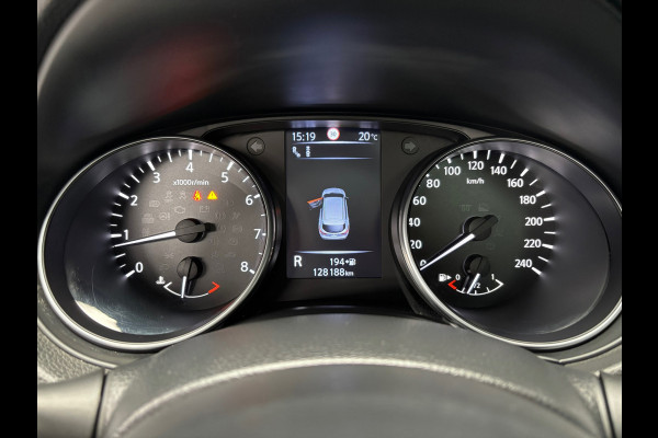 Nissan QASHQAI 1.2 Tekna / Leder / Panorama dak / Trekhaak