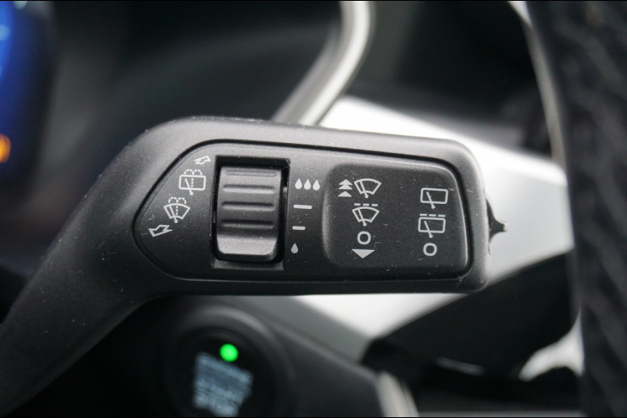 Ford Kuga 225PK PHEV Cool & Connect AUTOM. | LM VELGEN | PARK. SENSOREN