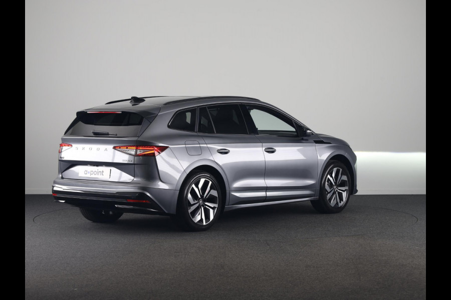Škoda Enyaq 85 Sportline | Panoramadak | 20 inch | Sportstoelen | Adaptive Cruise | Blind Spot