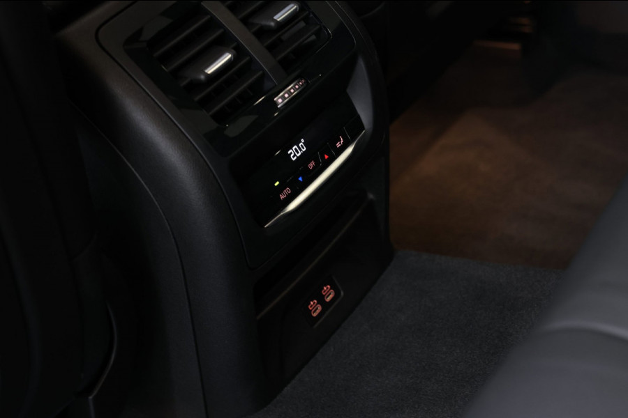 BMW X3 XDrive30e M-Sport *Pano*H/K*360 Camera*Trekhaak*Head-Up*