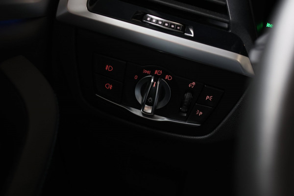 BMW X3 XDrive30e M-Sport *Pano*H/K*360 Camera*Trekhaak*Head-Up*