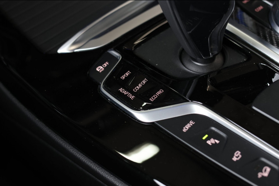 BMW X3 XDrive30e M-Sport *Pano*H/K*360 Camera*Trekhaak*Head-Up*