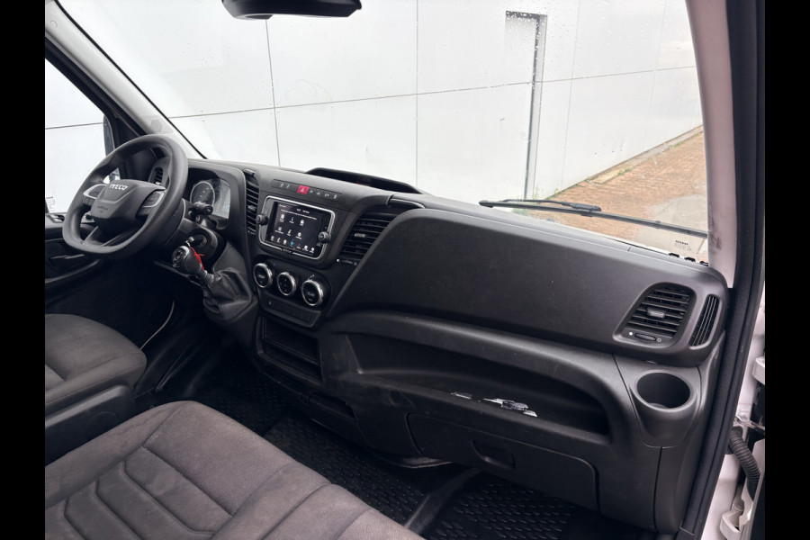 Iveco Daily 35C16 3.0 160PK Laadklep Zijdeur Camera Climate Control Bluetooth Bakwagen Meubelbak Koffer