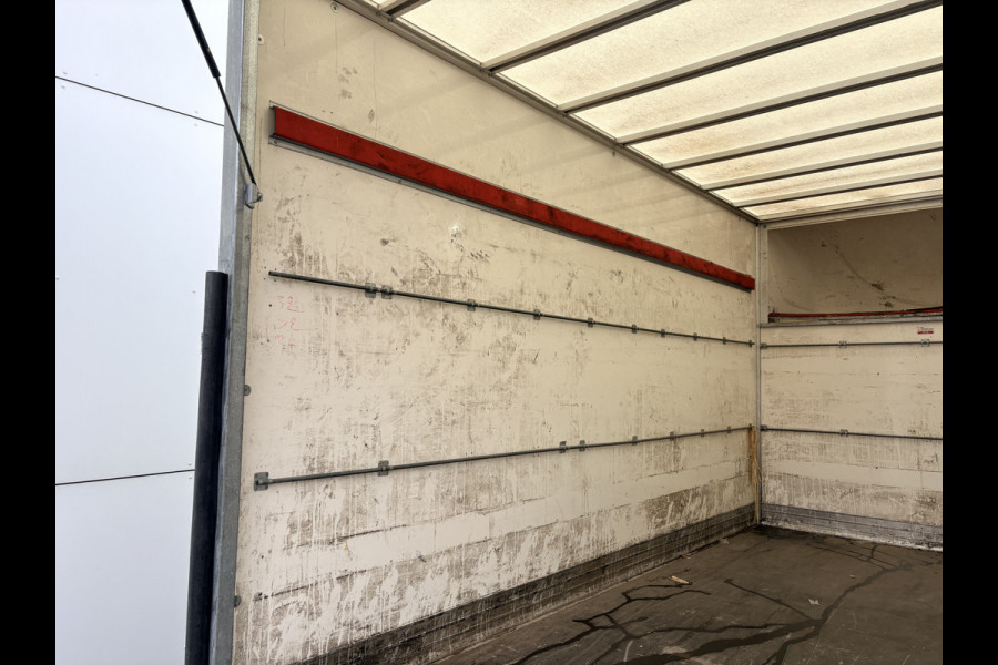 Iveco Daily 35C16 3.0 160PK Laadklep Zijdeur Camera Climate Control Bluetooth Bakwagen Meubelbak Koffer