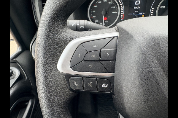Iveco Daily 35C16 3.0 160PK Laadklep Zijdeur Camera Climate Control Bluetooth Bakwagen Meubelbak Koffer