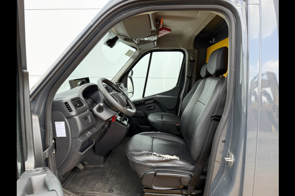 Renault Master Plancher T35 2.3 DCI 150PK Lowliner Bakwagen Airco Cruise Control Camera Foodtruck Meubelbak Paardenwagen