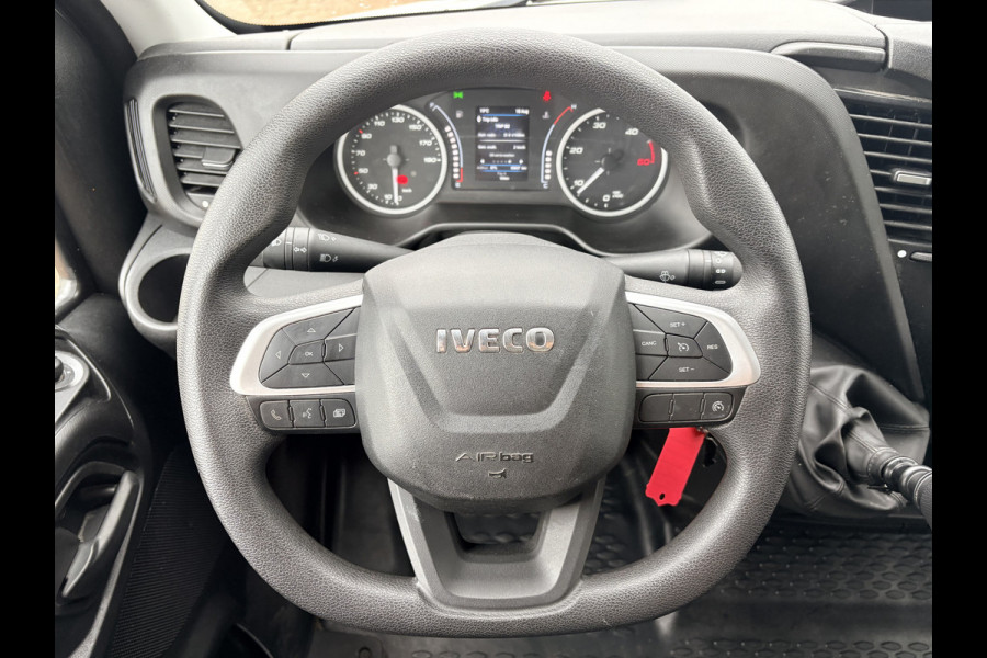 Iveco Daily 35C16 3.0 160PK Bakwagen Laadklep Zijdeur Camera Climate Control Bluetooth  Meubelbak Koffer