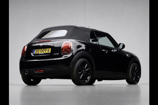 MINI Cabrio 1.5 Cooper Chili Sport (CABRIO,NAVI,CAMERA,STOELVERWARMING,XENON,CLIMATE,CRUISE,BLACK EDTION,SPORTSTOELEN,LM VELGEN)