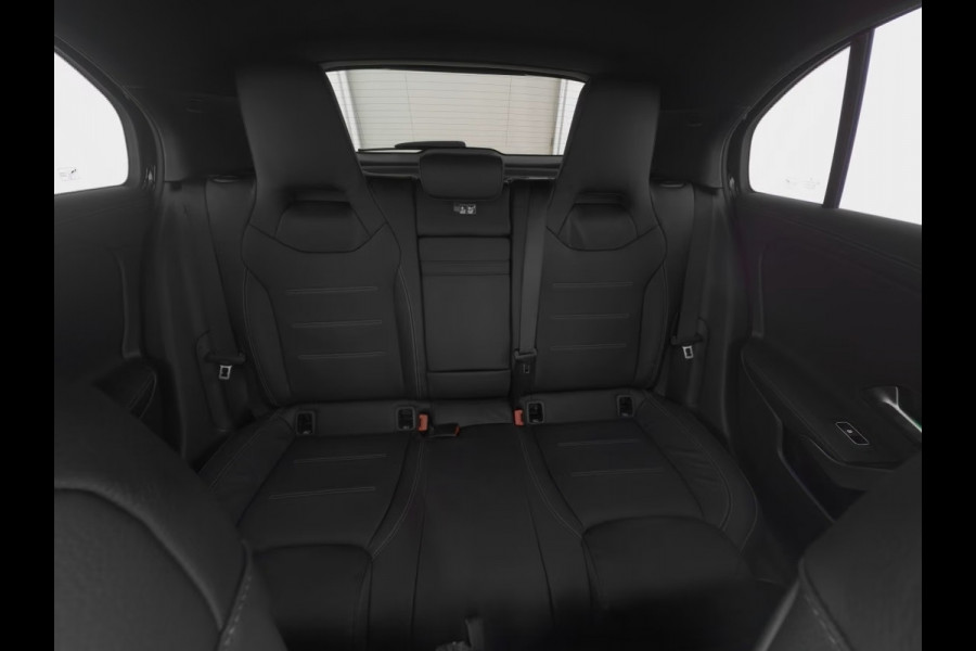 Mercedes-Benz A-Klasse 250e AMG ** NIGHT, LEDER, TREKH, PANO, MEMO, 2-Zone CLIMA, 19-inch LMV,  ** 1e EIG - UNFALLFREI ** ** INFORMEER OOK NAAR ONZE AANTREKKELIJKE FINANCIAL-LEASE TARIEVEN **
