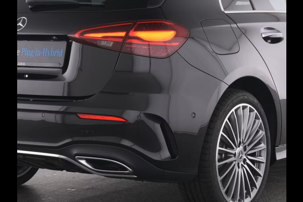 Mercedes-Benz A-Klasse 250e AMG ** NIGHT, LEDER, TREKH, PANO, MEMO, 2-Zone CLIMA, 19-inch LMV,  ** 1e EIG - UNFALLFREI ** ** INFORMEER OOK NAAR ONZE AANTREKKELIJKE FINANCIAL-LEASE TARIEVEN **