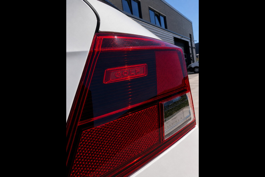 Volkswagen Golf 2.0 TSI GTI