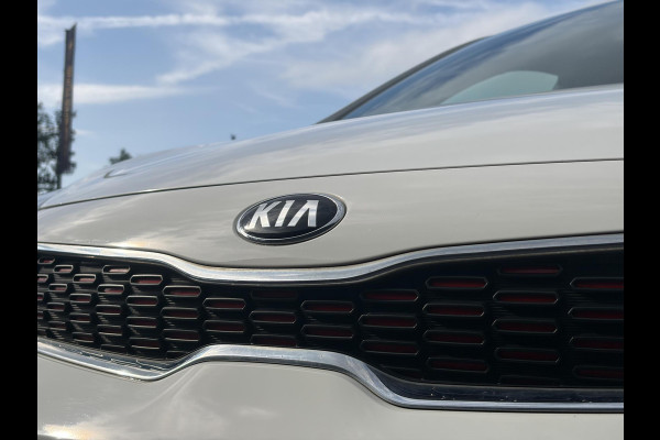 Kia Picanto 1.0 T-GDI GT-Line 102pk l Draadloze telefoonlader l Carplay l 2e Eigenaar l Keyless l Camera l Stoelverw-Stuurverw l Leder l Navi l Airco l Cruise l Lm velgen l Pdc l N.A.P l Net beurt gehad l Apk tot 09-2027