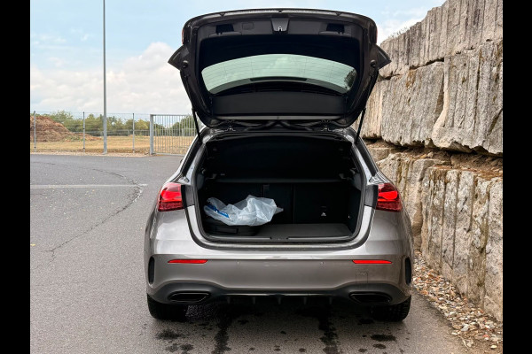 Mercedes-Benz A-Klasse 250e AMG ** NIGHT, MBUX+, PANO, MEMO, DISTR, 2-Zone CLIMA, 19-inch LMV,  ** 1e EIG - UNFALLFREI ** ** INFORMEER OOK NAAR ONZE AANTREKKELIJKE FINANCIAL-LEASE TARIEVEN **
