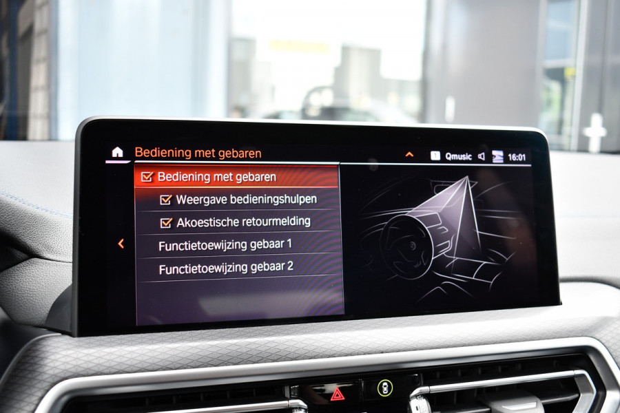 BMW X3 xDrive30e M-Sport M-zetels Pano HUD 360-cam Adp-demping 20inch