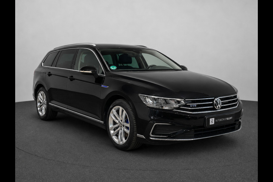 Volkswagen Passat Variant 1.4 TSI PHEV GTE | Camera | Sfeer | Carplay | Halfleder | Massage | Virtual | 1e eig.