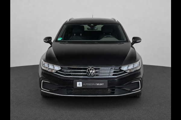 Volkswagen Passat Variant 1.4 TSI PHEV GTE | Camera | Sfeer | Carplay | Halfleder | Massage | Virtual | 1e eig.