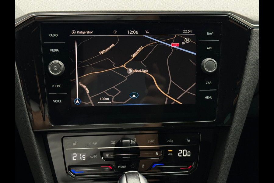 Volkswagen Passat Variant 1.4 TSI PHEV GTE | Camera | Sfeer | Carplay | Halfleder | Massage | Virtual | 1e eig.