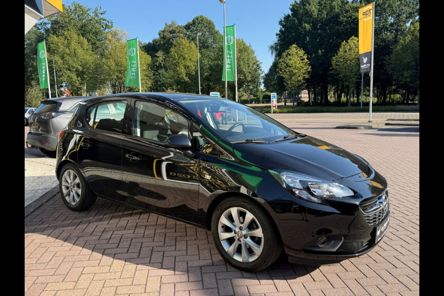 Opel Corsa 1.4 Active | Navigatie |