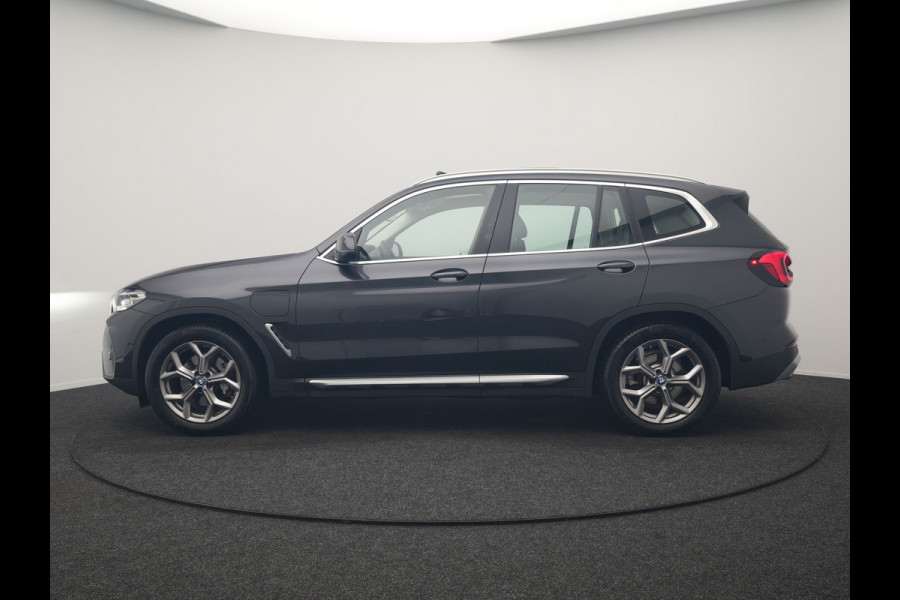 BMW X3 xDrive30e PHEV FACELIFT 293pk Dealer O.H | Panodak | 360 Camera | Adaptive Cruise | Head Up | Lederen Sportstoelen Verwarmd | Keyless | BLIS | Apple Carplay | Navigatie | Virtual | DAB | 19"L.M | Plug In Hybrid |
