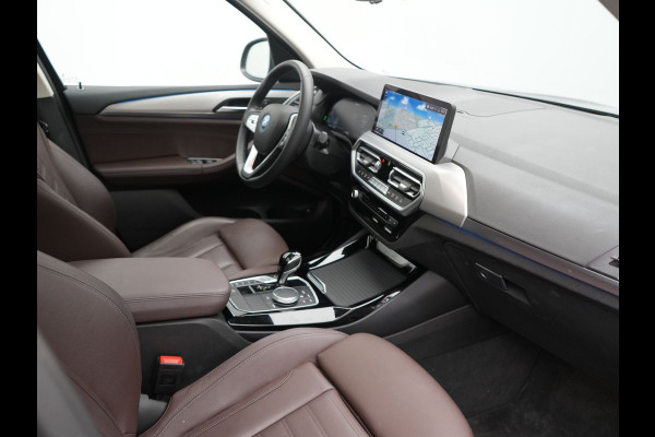 BMW X3 xDrive30e PHEV FACELIFT 293pk Dealer O.H | Panodak | 360 Camera | Adaptive Cruise | Head Up | Lederen Sportstoelen Verwarmd | Keyless | BLIS | Apple Carplay | Navigatie | Virtual | DAB | 19"L.M | Plug In Hybrid |