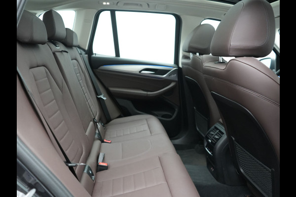 BMW X3 xDrive30e PHEV FACELIFT 293pk Dealer O.H | Panodak | 360 Camera | Adaptive Cruise | Head Up | Lederen Sportstoelen Verwarmd | Keyless | BLIS | Apple Carplay | Navigatie | Virtual | DAB | 19"L.M | Plug In Hybrid |