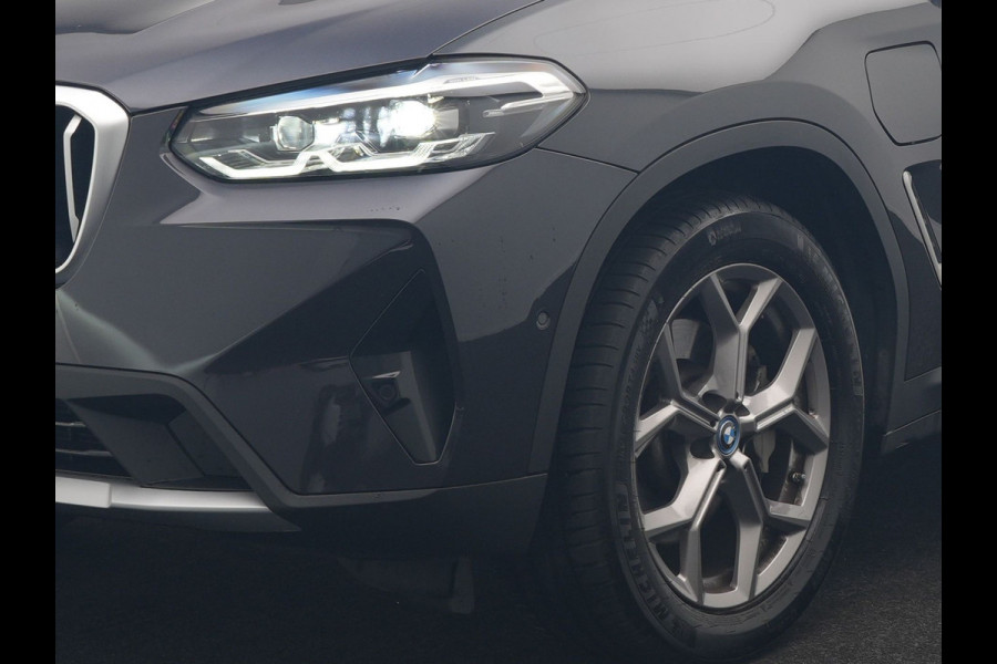 BMW X3 xDrive30e PHEV FACELIFT 293pk Dealer O.H | Panodak | 360 Camera | Adaptive Cruise | Head Up | Lederen Sportstoelen Verwarmd | Keyless | BLIS | Apple Carplay | Navigatie | Virtual | DAB | 19"L.M | Plug In Hybrid |
