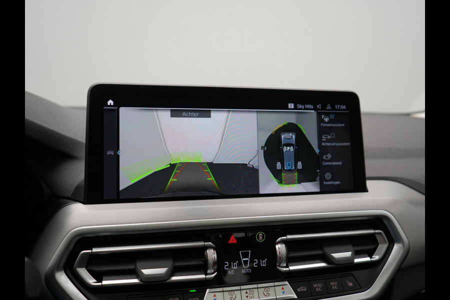 BMW X3 xDrive30e PHEV FACELIFT 293pk Dealer O.H | Panodak | 360 Camera | Adaptive Cruise | Head Up | Lederen Sportstoelen Verwarmd | Keyless | BLIS | Apple Carplay | Navigatie | Virtual | DAB | 19"L.M | Plug In Hybrid |