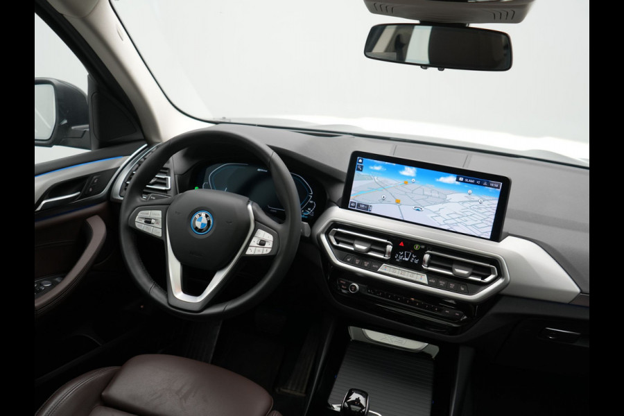 BMW X3 xDrive30e PHEV FACELIFT 293pk Dealer O.H | Panodak | 360 Camera | Adaptive Cruise | Head Up | Lederen Sportstoelen Verwarmd | Keyless | BLIS | Apple Carplay | Navigatie | Virtual | DAB | 19"L.M | Plug In Hybrid |