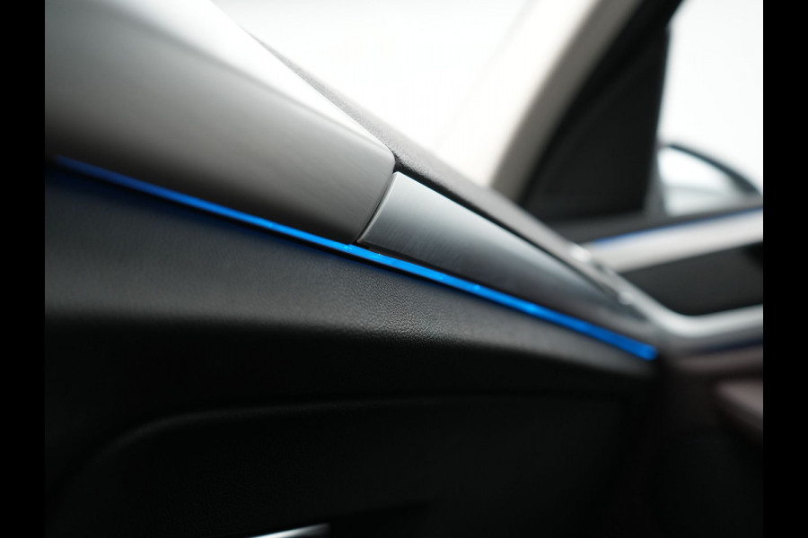 BMW X3 xDrive30e PHEV FACELIFT 293pk Dealer O.H | Panodak | 360 Camera | Adaptive Cruise | Head Up | Lederen Sportstoelen Verwarmd | Keyless | BLIS | Apple Carplay | Navigatie | Virtual | DAB | 19"L.M | Plug In Hybrid |