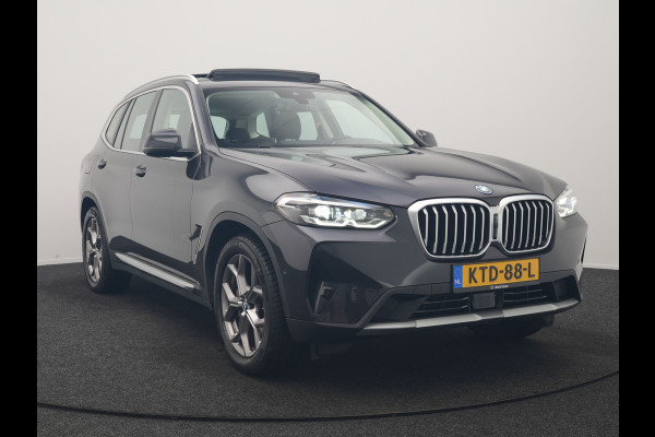BMW X3 xDrive30e PHEV FACELIFT 293pk Dealer O.H | Panodak | 360 Camera | Adaptive Cruise | Head Up | Lederen Sportstoelen Verwarmd | Keyless | BLIS | Apple Carplay | Navigatie | Virtual | DAB | 19"L.M | Plug In Hybrid |
