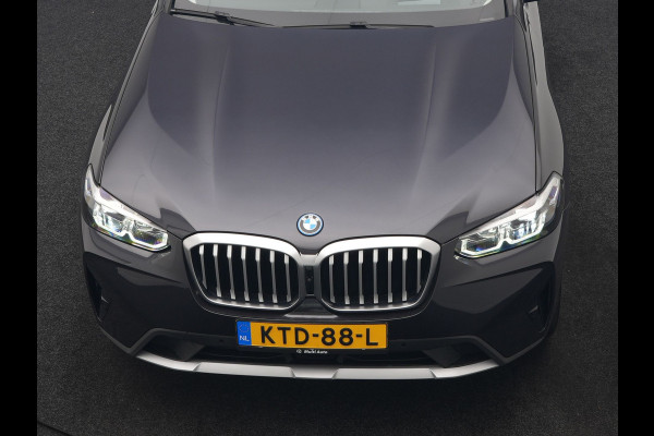 BMW X3 xDrive30e PHEV FACELIFT 293pk Dealer O.H | Panodak | 360 Camera | Adaptive Cruise | Head Up | Lederen Sportstoelen Verwarmd | Keyless | BLIS | Apple Carplay | Navigatie | Virtual | DAB | 19"L.M | Plug In Hybrid |