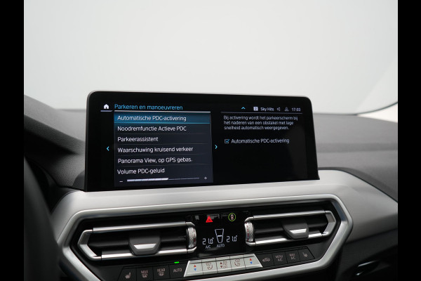 BMW X3 xDrive30e PHEV FACELIFT 293pk Dealer O.H | Panodak | 360 Camera | Adaptive Cruise | Head Up | Lederen Sportstoelen Verwarmd | Keyless | BLIS | Apple Carplay | Navigatie | Virtual | DAB | 19"L.M | Plug In Hybrid |