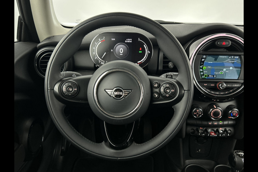 MINI Cooper 3-Drs 1.5 one Essential Facelift Digital Cockpit/Carplay/Navi/Keyless entry/Park.sens