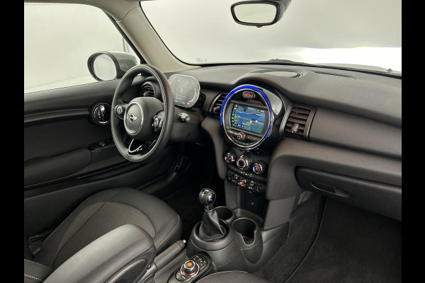 MINI Cooper 3-Drs 1.5 one Essential Facelift Digital Cockpit/Carplay/Navi/Keyless entry/Park.sens
