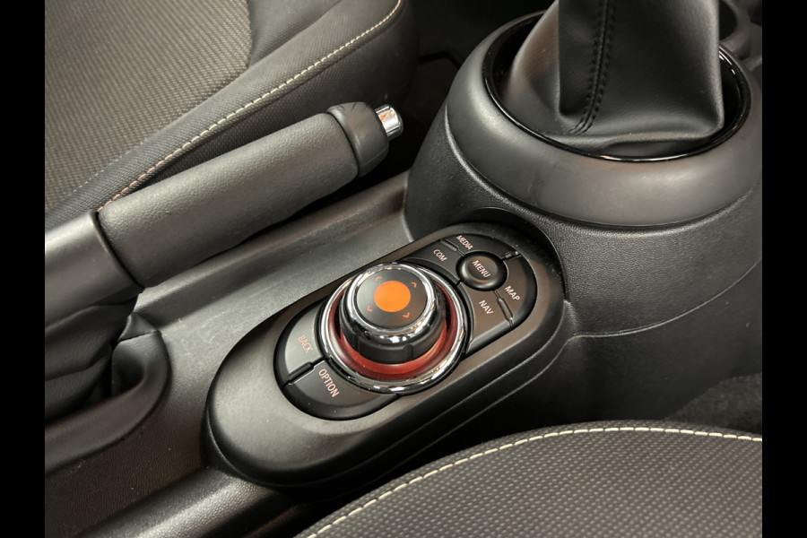 MINI Cooper 3-Drs 1.5 one Essential Facelift Digital Cockpit/Carplay/Navi/Keyless entry/Park.sens