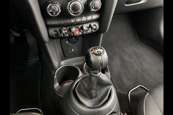 MINI Cooper 3-Drs 1.5 one Essential Facelift Digital Cockpit/Carplay/Navi/Keyless entry/Park.sens