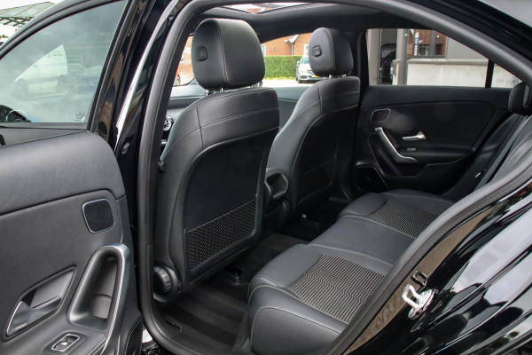 Mercedes-Benz A-Klasse 250 e Limousine Launch Sport Edition 8G Automaat 218pk! 1e|Panoramadak|Widescreen|LED|Leder|Burmester|Sfeer