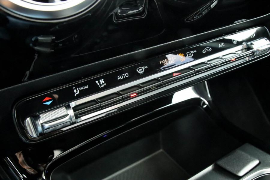 Mercedes-Benz A-Klasse 250 e Limousine Launch Sport Edition 8G Automaat 218pk! 1e|Panoramadak|Widescreen|LED|Leder|Burmester|Sfeer