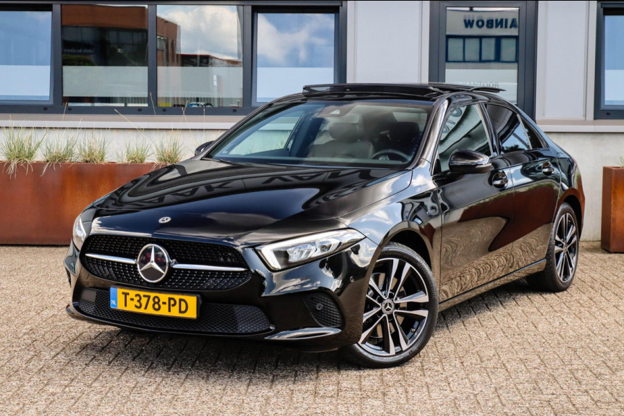 Mercedes-Benz A-Klasse 250 e Limousine Launch Sport Edition 8G Automaat 218pk! 1e|Panoramadak|Widescreen|LED|Leder|Burmester|Sfeer