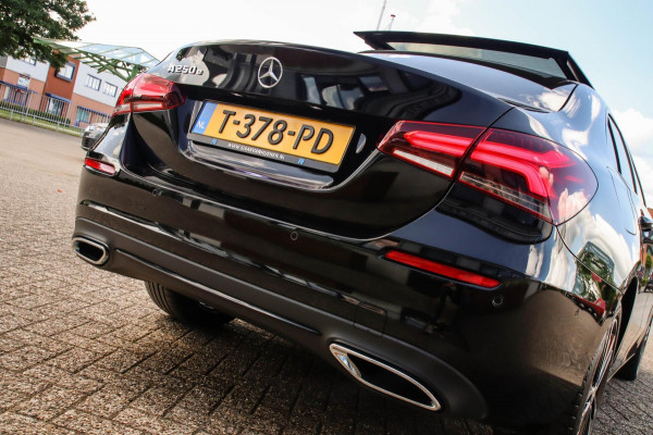Mercedes-Benz A-Klasse 250 e Limousine Launch Sport Edition 8G Automaat 218pk! 1e|Panoramadak|Widescreen|LED|Leder|Burmester|Sfeer