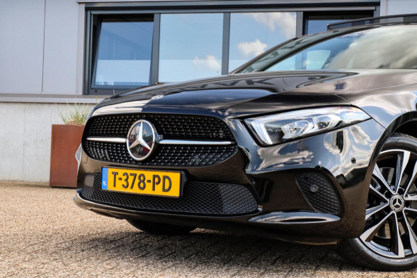 Mercedes-Benz A-Klasse 250 e Limousine Launch Sport Edition 8G Automaat 218pk! 1e|Panoramadak|Widescreen|LED|Leder|Burmester|Sfeer