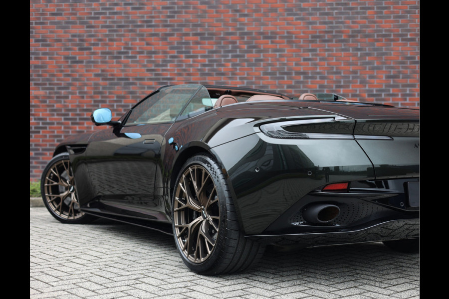 Aston Martin DB12 Volante 4.0 V8