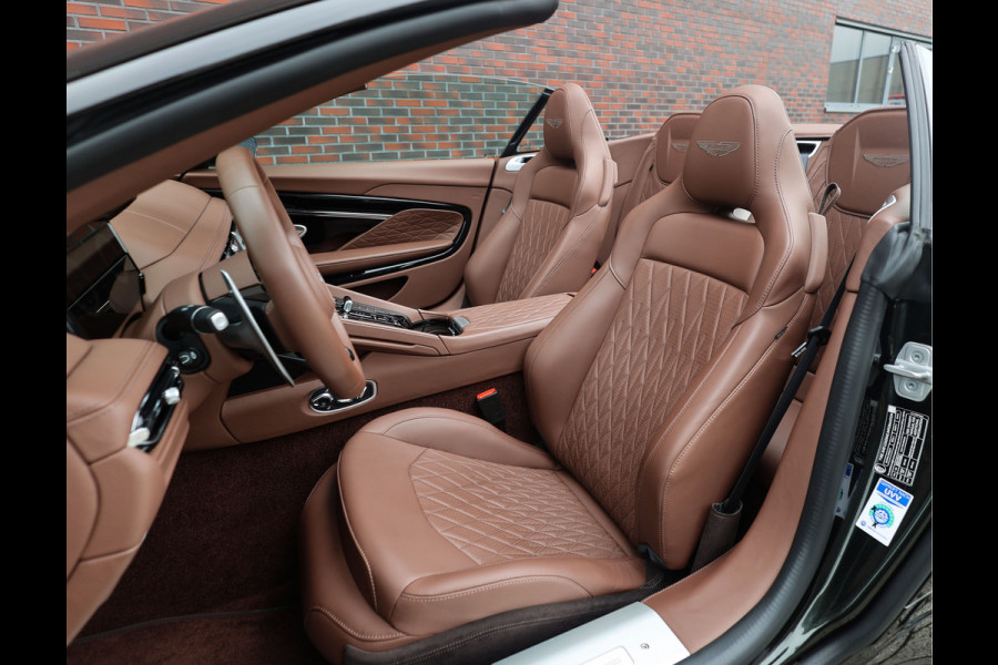 Aston Martin DB12 Volante 4.0 V8