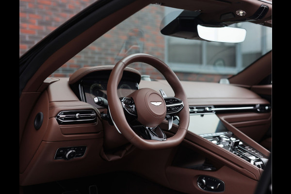 Aston Martin DB12 Volante 4.0 V8