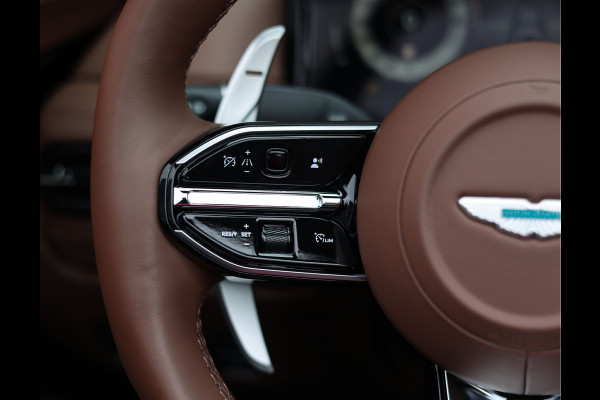 Aston Martin DB12 Volante 4.0 V8