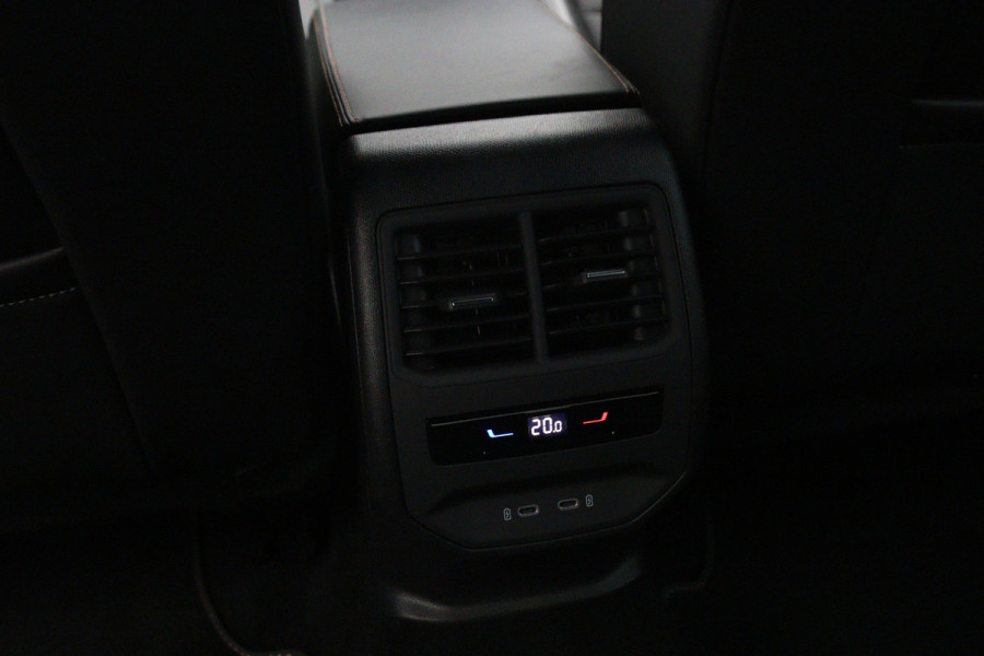 CUPRA Formentor 245 PK 1.4 e-Hybrid VZ Performance PHEV, Adap. Cruise Control, Carplay, Stuurverwarming