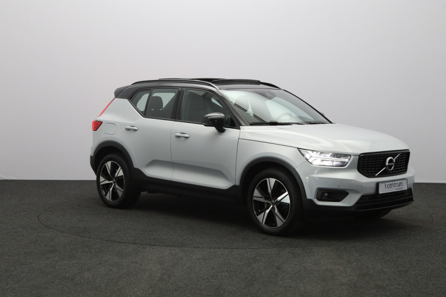 Volvo XC40 211 PK 1.5 T4 Recharge R-Design PHEV, Panoramadak, Harman/Kardon, Memory